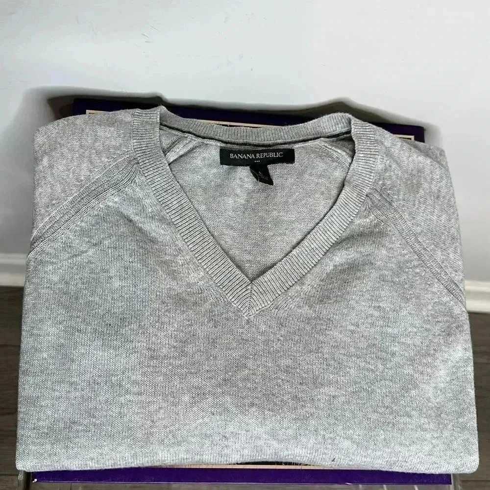 Banana Republic Gray V-neck Sweater
